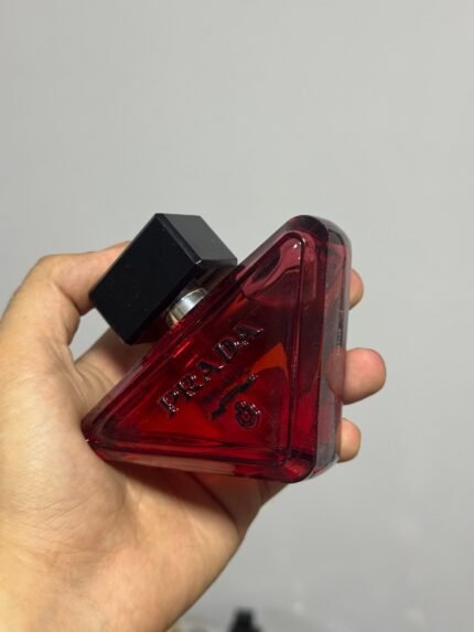 Prada Paradoxe Radical Essence